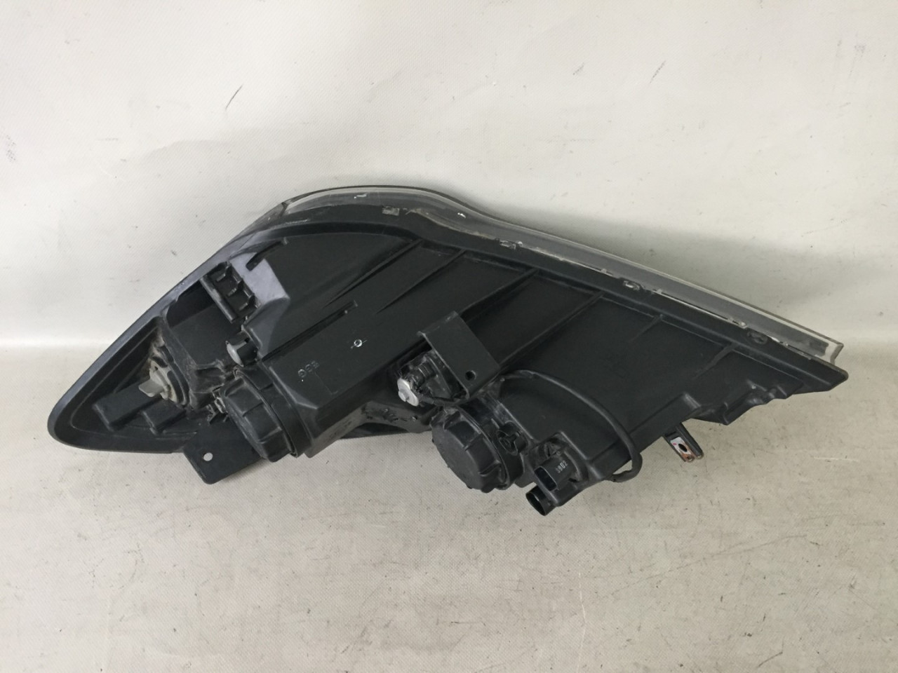 DIJELOVI FAR KIA CEED > 09-12 921021H