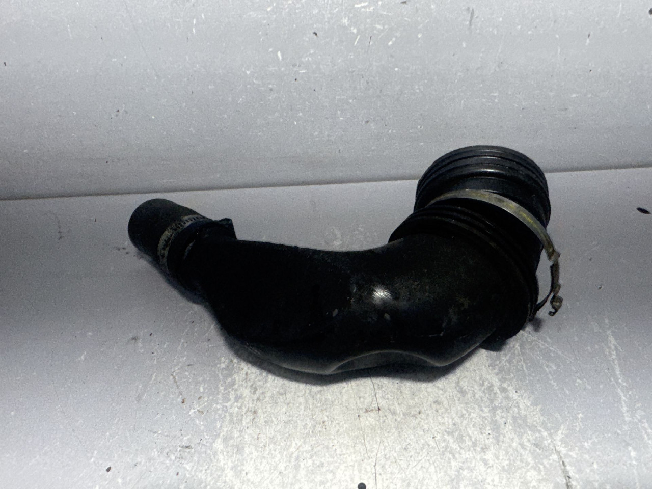 DIJELOVI CRIJEVO VOLVO S40/V50 > 07-12 2.0 51908251