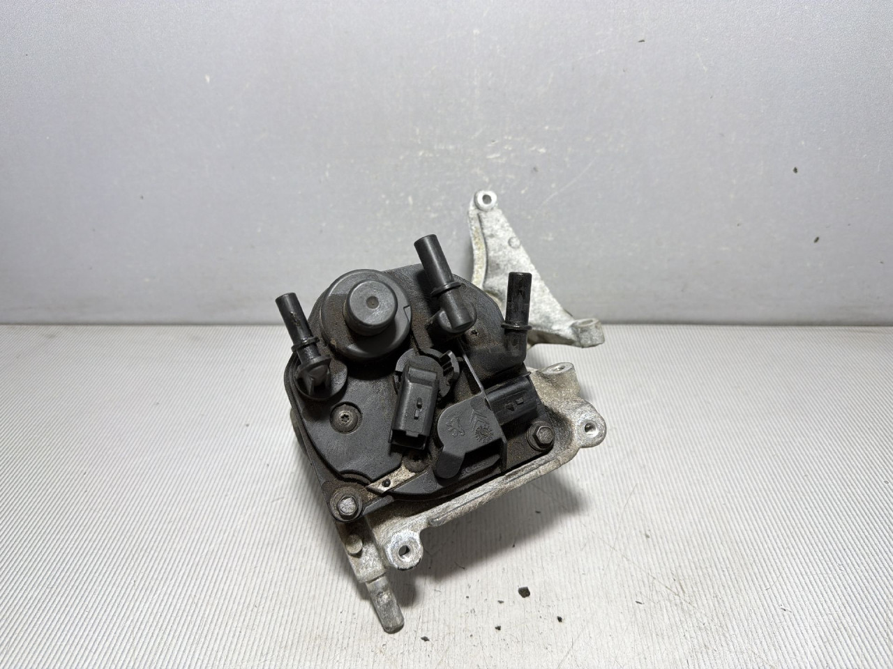 DIJELOVI FILTER GORIVA PEUGEOT 208 > 12-15 1.4