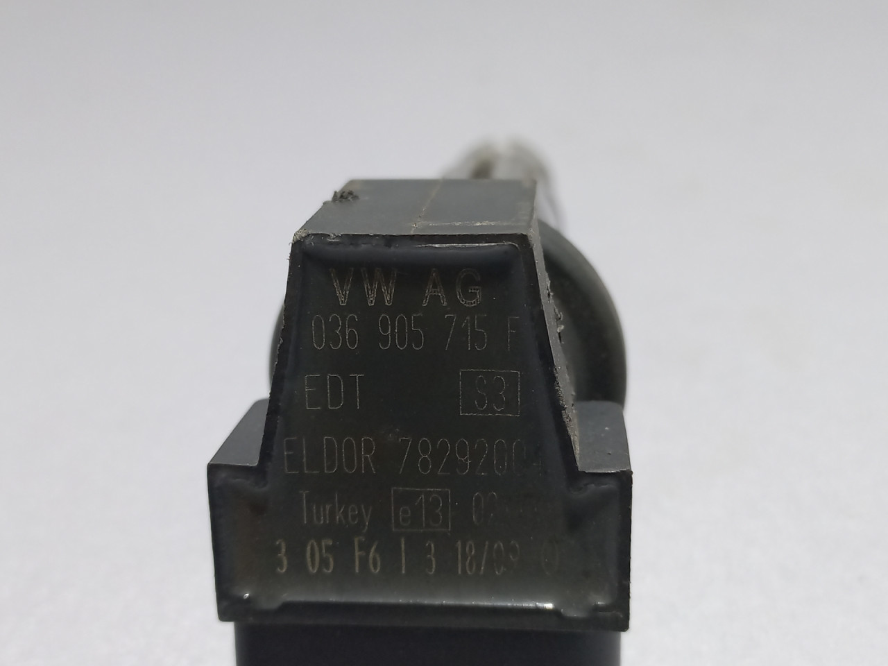 DIJELOVI BOMBINA VW PASSAT B6 > 05-10 036905715F