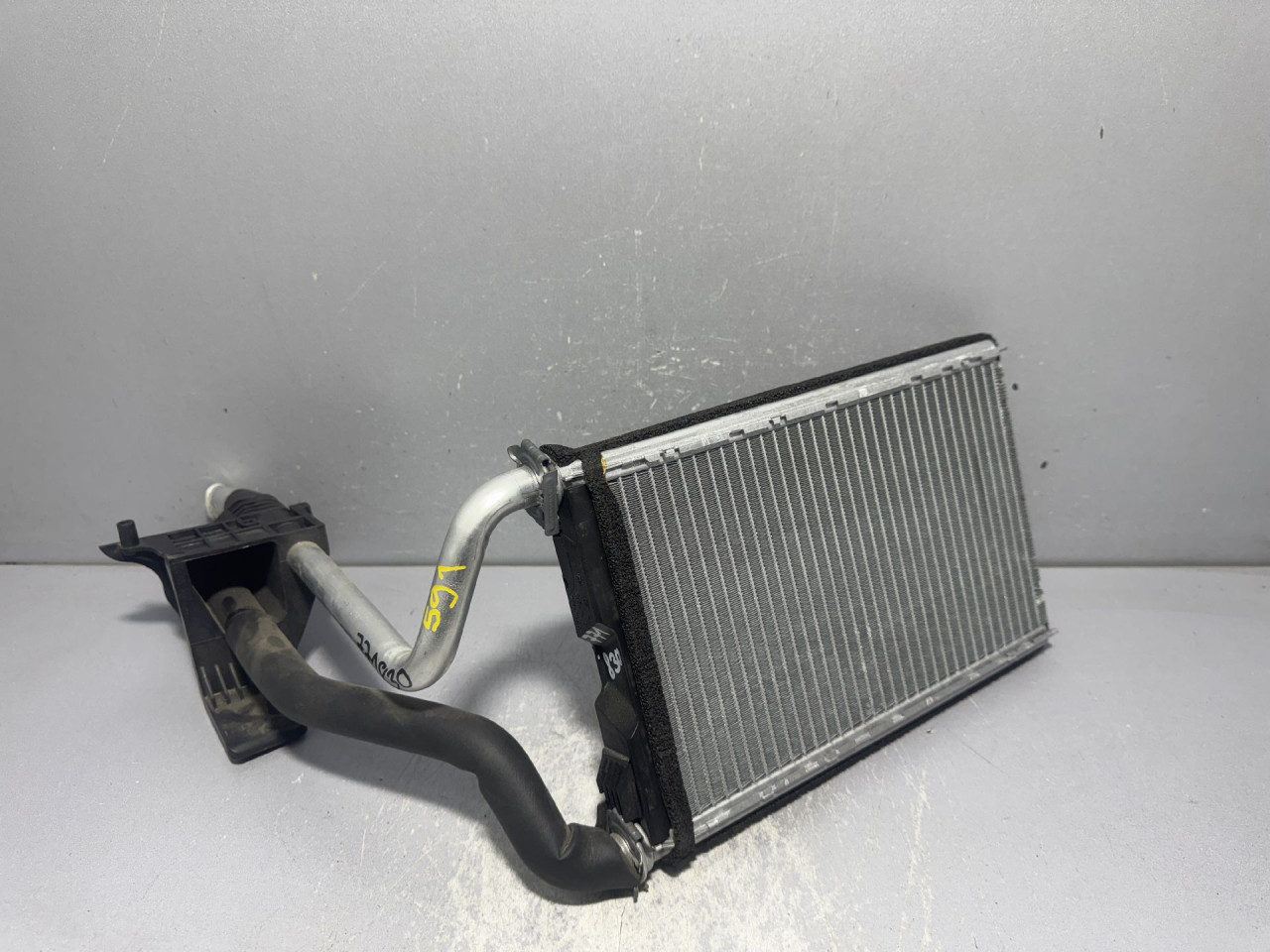 MALI HLADNJAK BMW X1 (E84) > 09-15 985474R