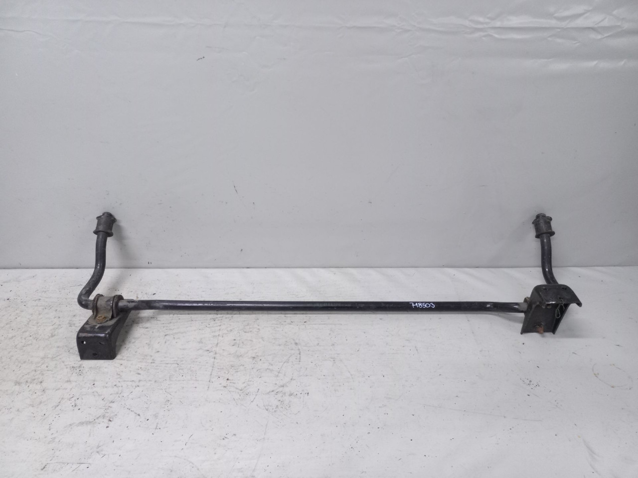 DIJELOVI BALANS STANGA VW T5 > 09-15 7H5511407B