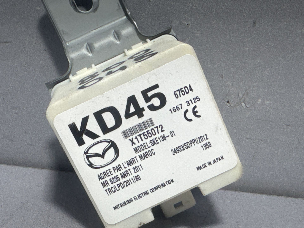 DIJELOVI ANTENA MAZDA 6 > 13-16 KD45675D4
