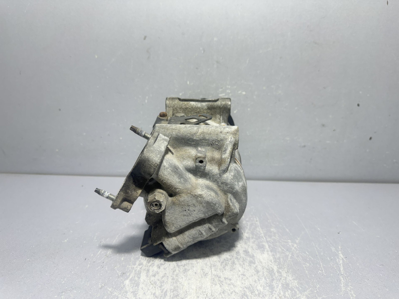 KOMPRESOR KLIME PEUGEOT 308 > 17-21 9827528980