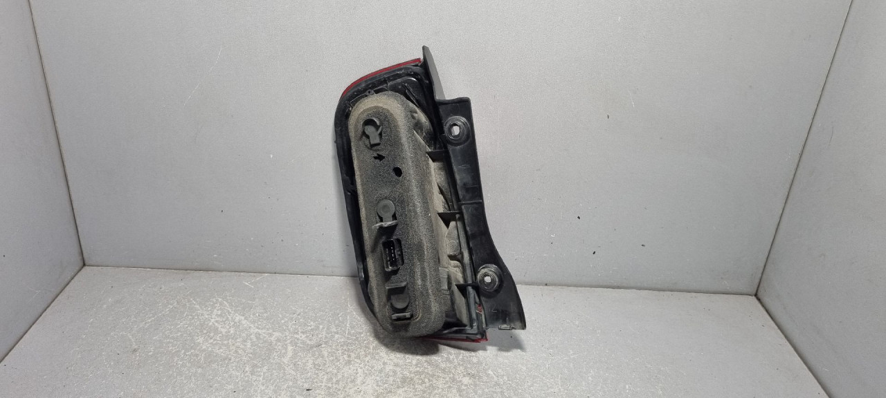 STOP SVJETLO NISSAN MICRA > 05-07 26550BC500