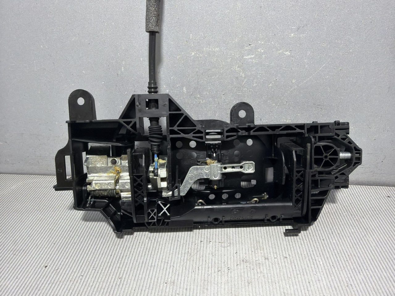 DIJELOVI RUCKA VRATA AUDI A4 (B9) > 19- 2.0 8W01837811A