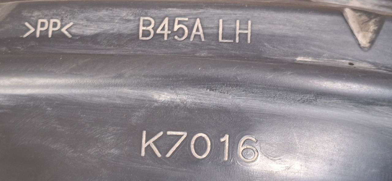 UNUTRASNJI BLATOBRAN MAZDA 3 > 13-16 B45AK7016
