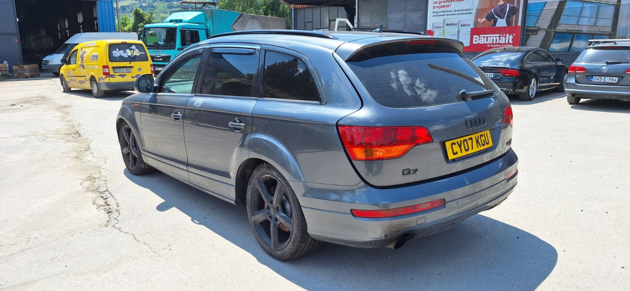 DIJELOVI AUDI Q7 (4L) > 06-09 3.0 Dizel BUG MOTOR