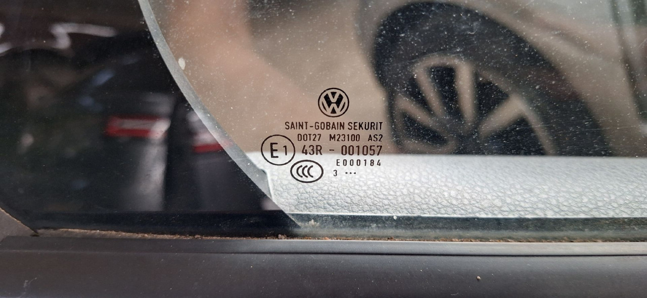 DIJELOVI STAKLO VW GOLF 7 > 12-16 1.6