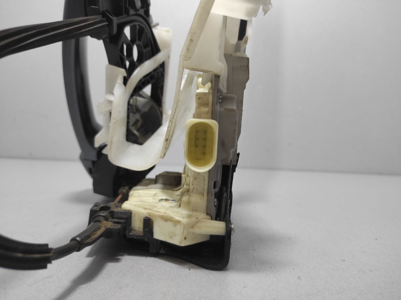 BRAVA VRATA VW PASSAT B6 > 05-10 3C4839016A