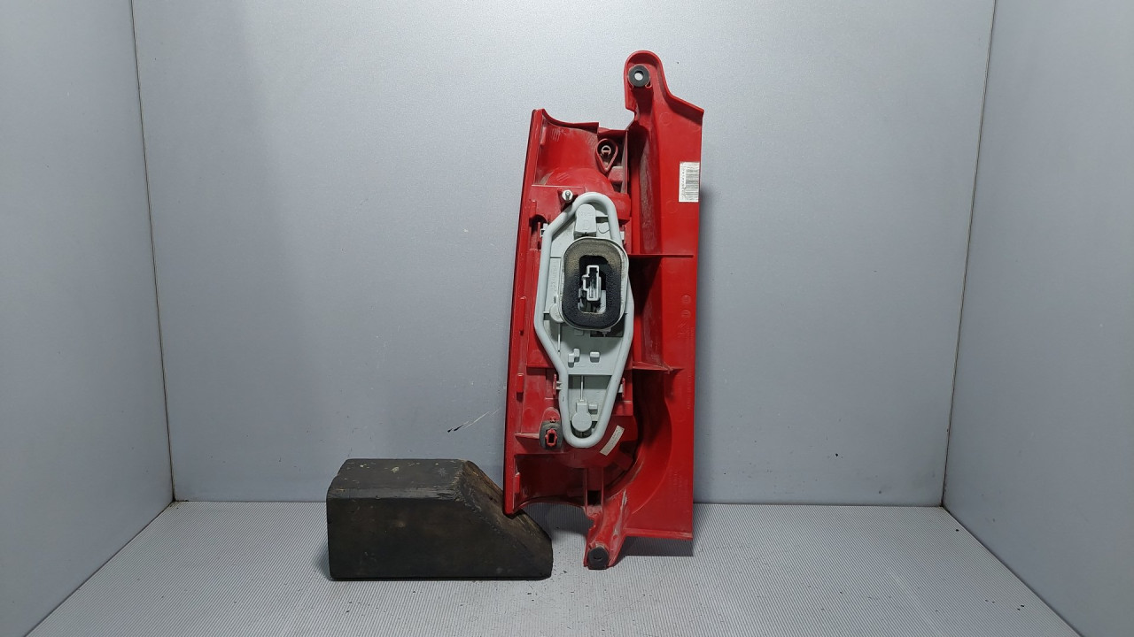 STOP SVJETLO PEUGEOT PARTNER > 08-11 9680607880