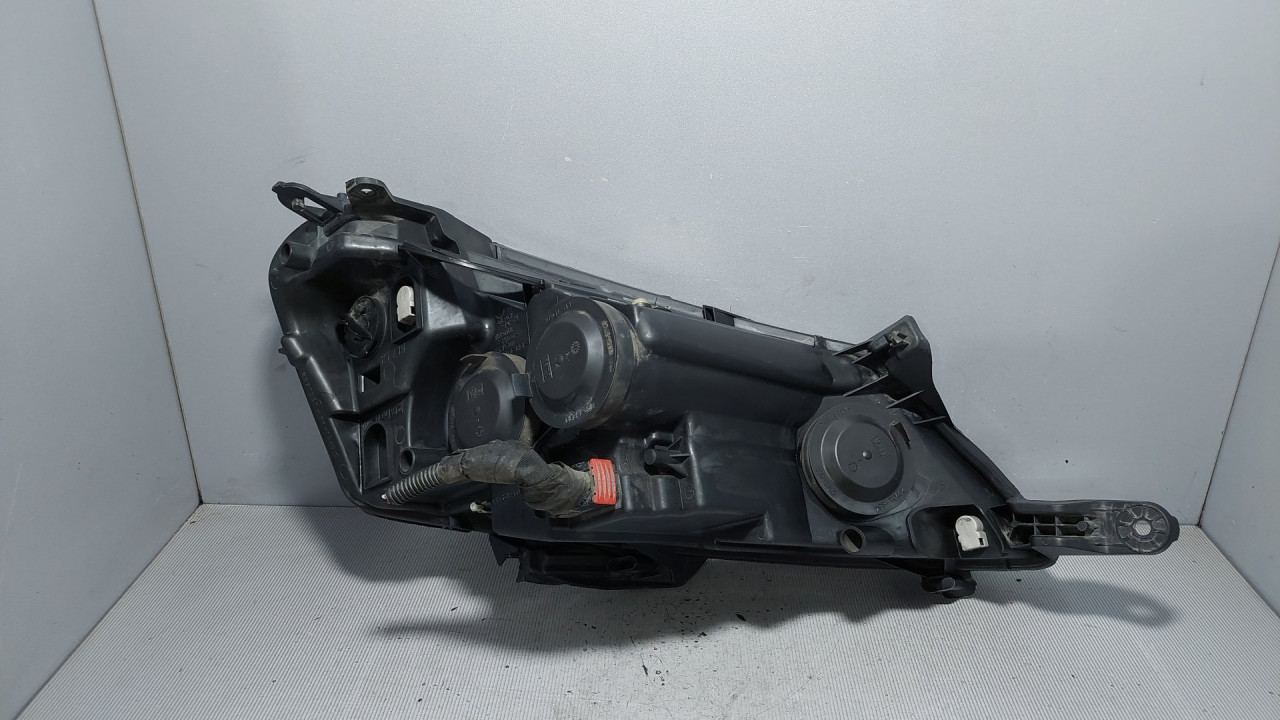DIJELOVI FAR PEUGEOT PARTNER > 08-11 89902605