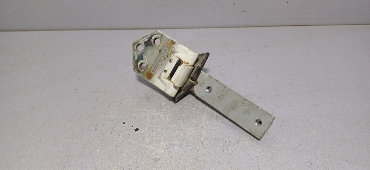 DIJELOVI BAGLAMA VW CADDY > 03-10 2K0827152C