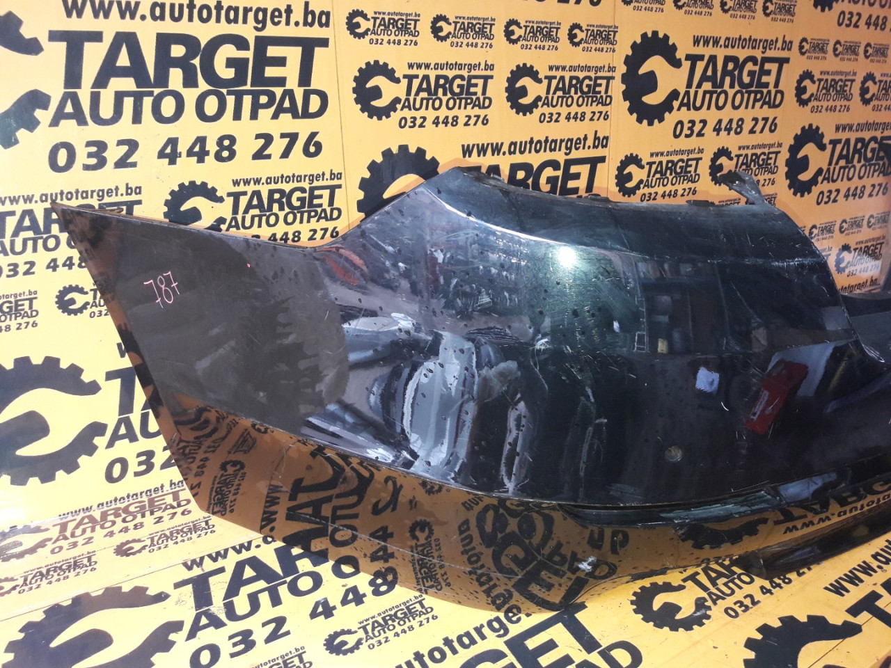 BRANIK BMW SERIJA 5 (F10/F11) > 10-13 BM048010