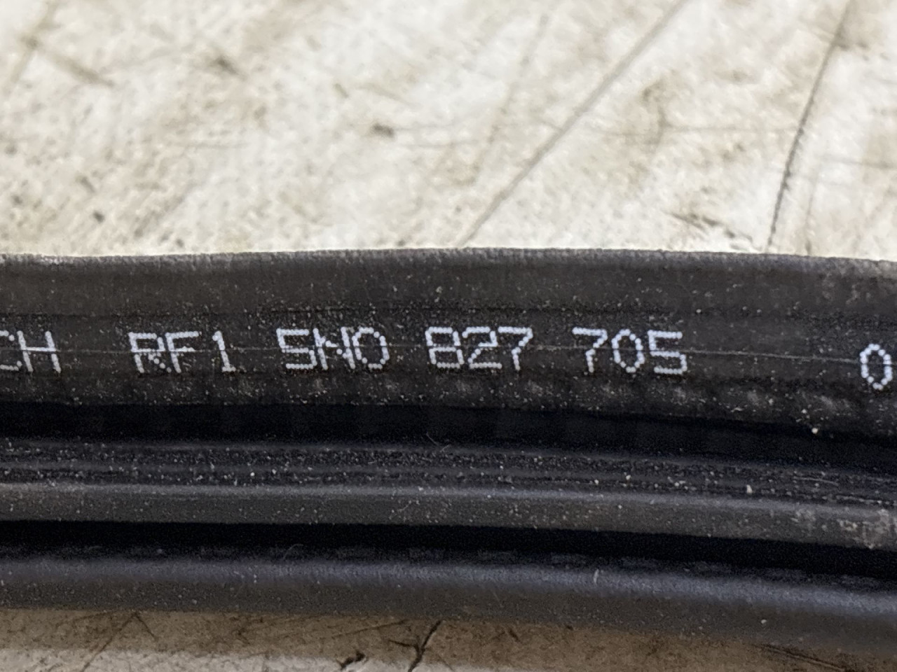 DIJELOVI KEDER VW TIGUAN > 07-11 5N0827705