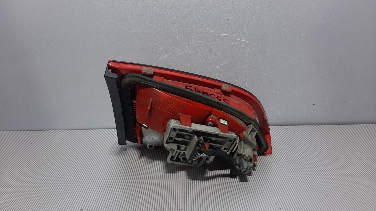 STOP SVJETLO AUDI A4 (B8) > 07-11 21968002