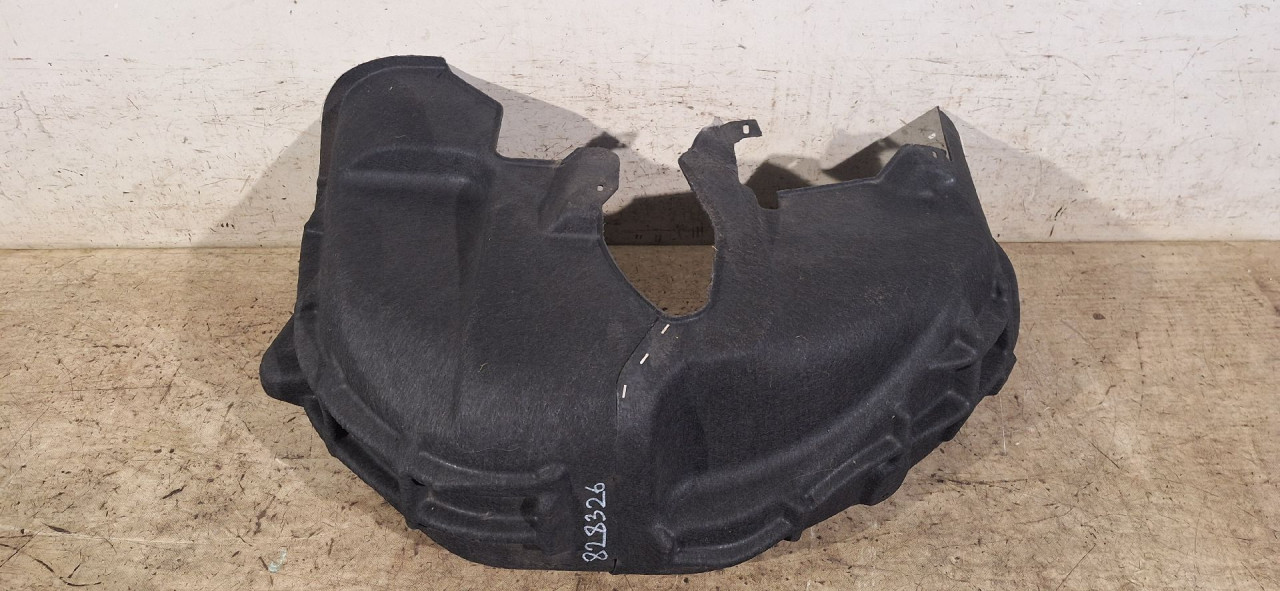 DIJELOVI UNUTRASNJI BLATOBRAN AUDI Q3 > 11-15 8U0810172A