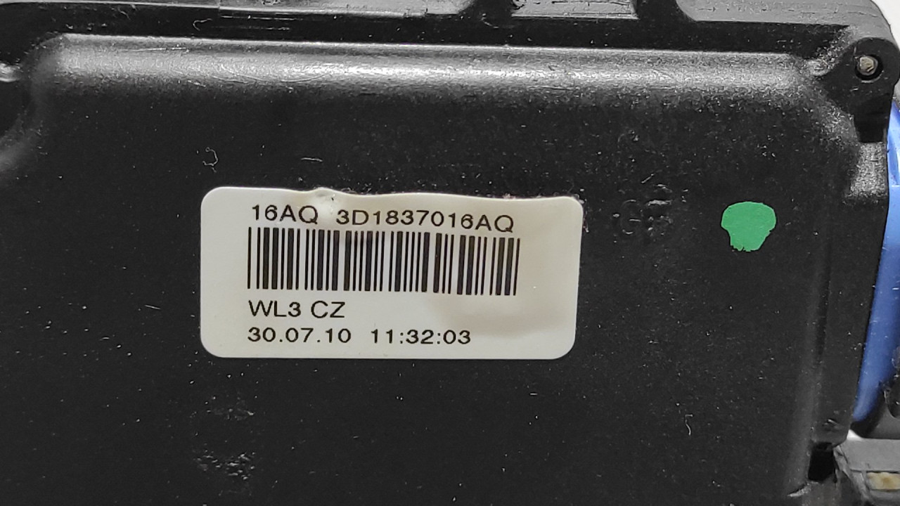 DIJELOVI BRAVA VRATA VW CADDY > 10-15 3D1837016AQ