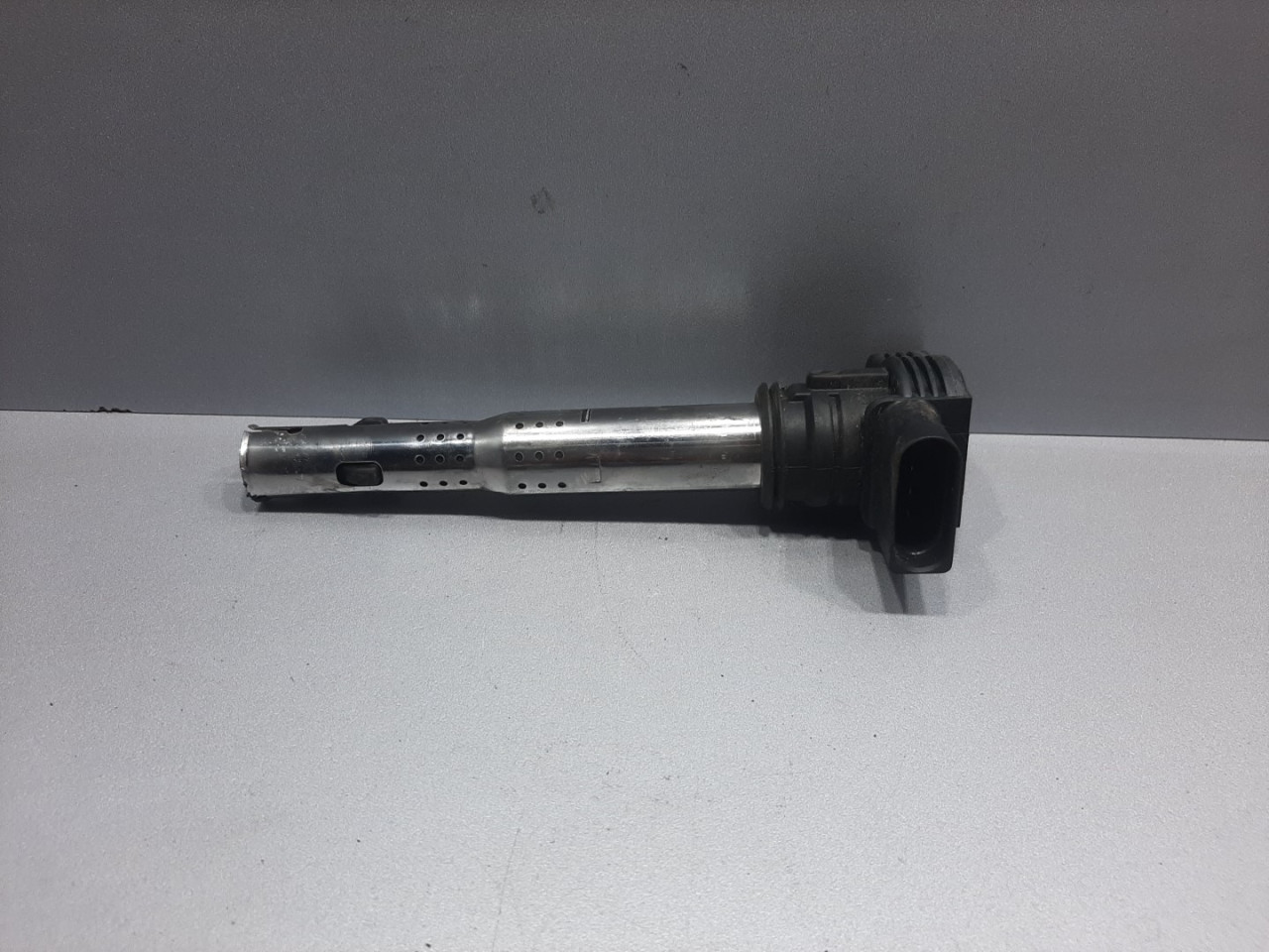 DIJELOVI BOMBINA AUDI A3 > 03-08 07K905715F