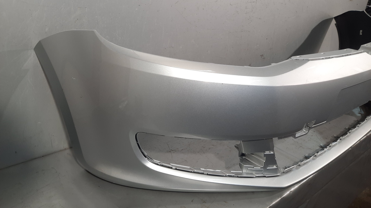 DIJELOVI BRANIK VW SHARAN > 10- 7N0807221A