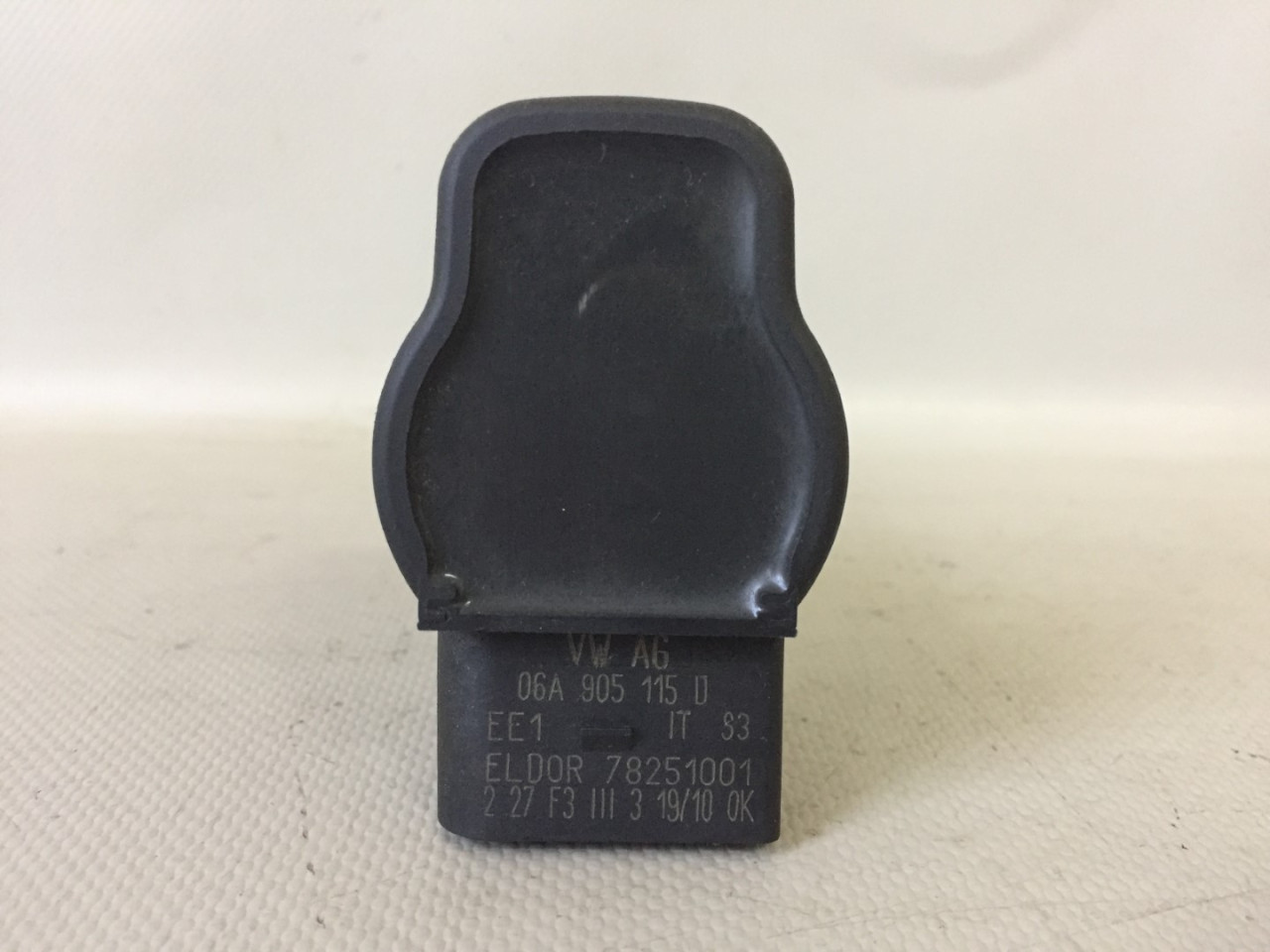 DIJELOVI BOMBINA AUDI A3 > 96-03 06A905115D