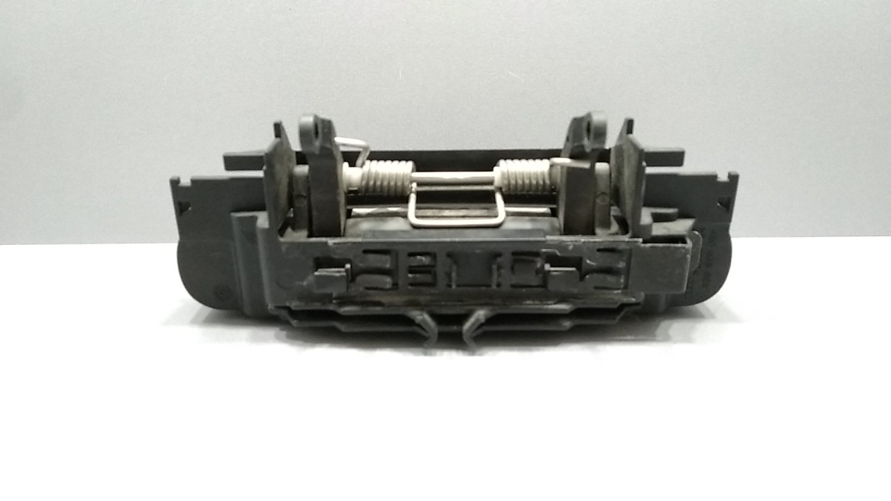 RUCKA VRATA AUDI A4 (B6) > 00-04 4B0839885