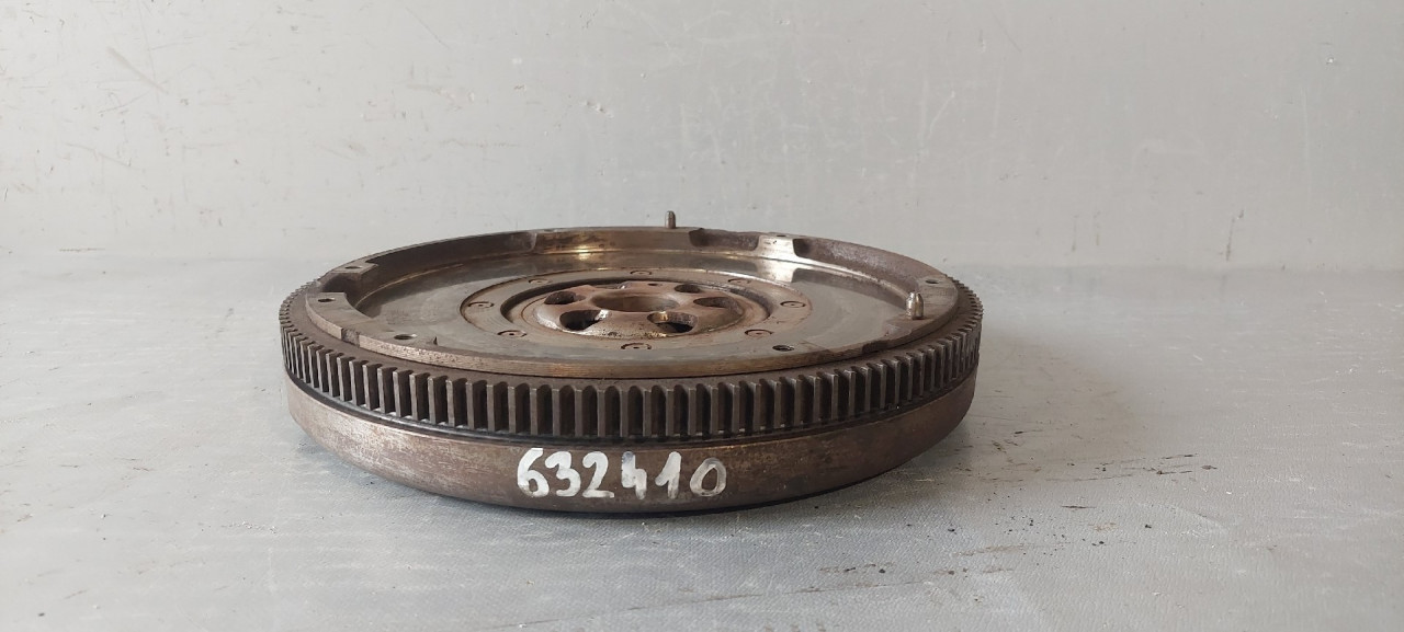 DIJELOVI ZAMAJAC VW GOLF 5 > 03-08 03G105264AA