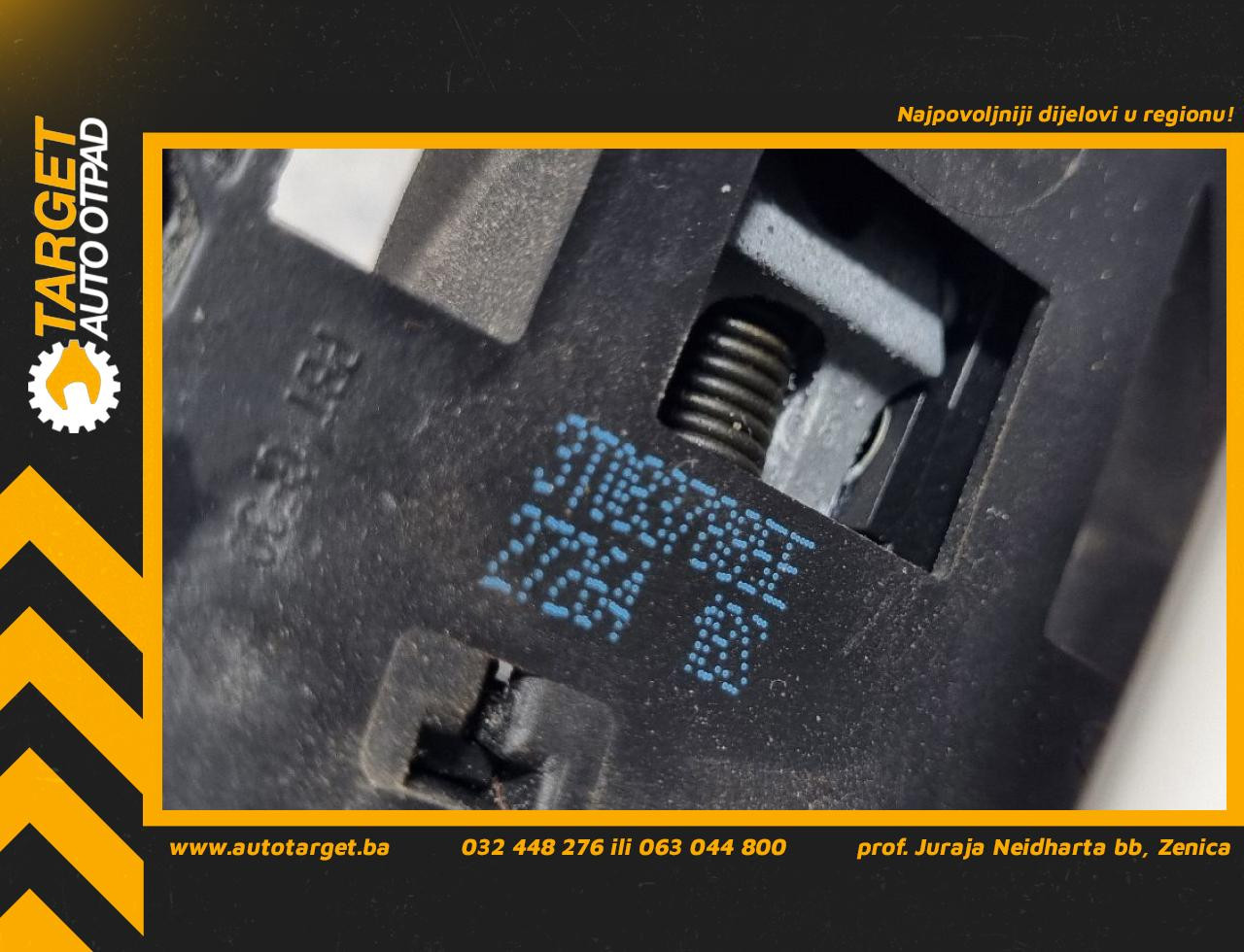 DIJELOVI RUCKA VRATA SKODA YETI > 13- 3T0837885E