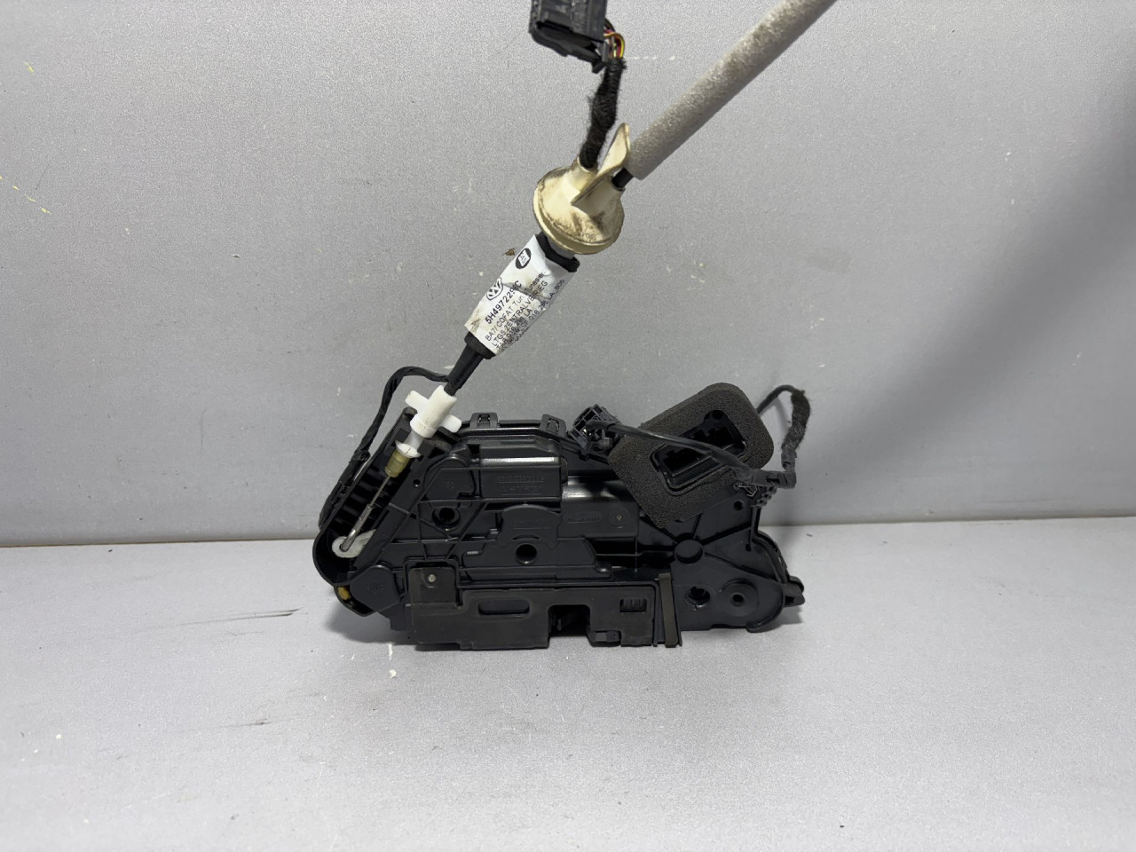 DIJELOVI BRAVA VRATA VW GOLF 8 > 19- 5TC837016B
