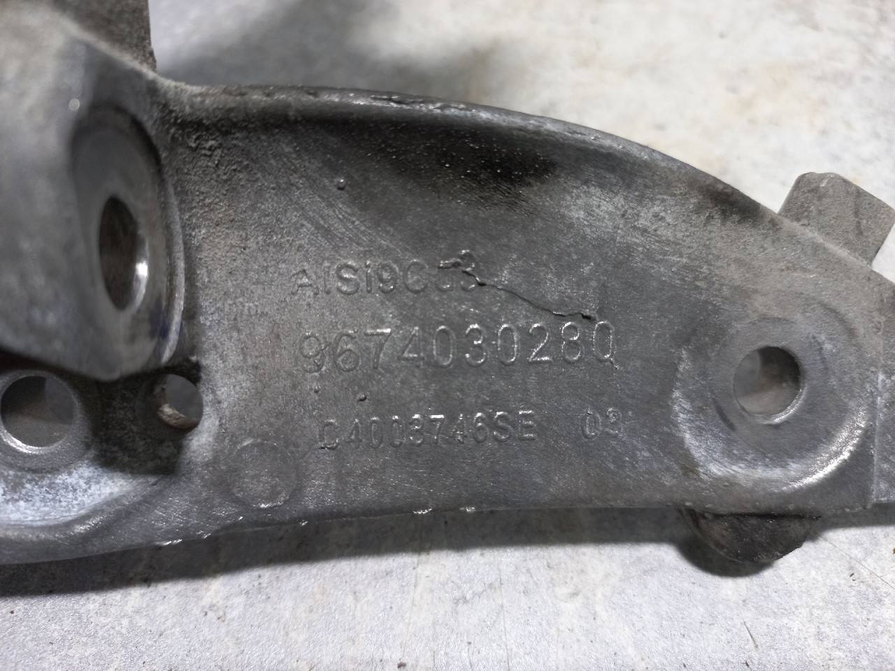 DIJELOVI NOSAC PEUGEOT 308 > 07-11 9674030280