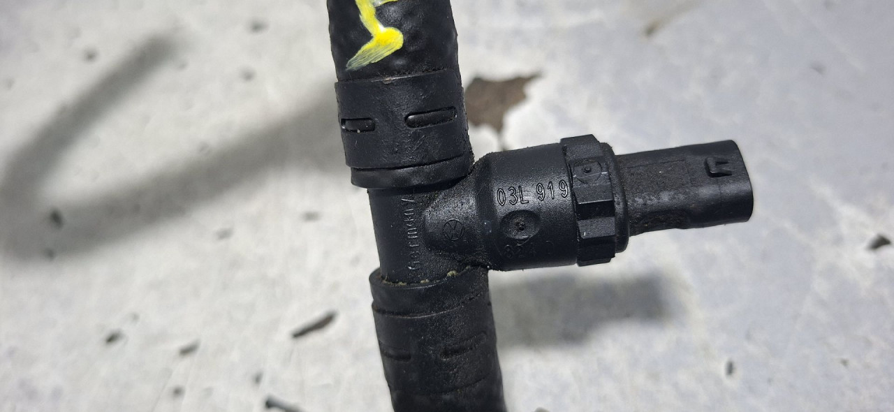 DIJELOVI SENZOR TEMPERATURE VW SHARAN > 10- 2.0 03L919824D