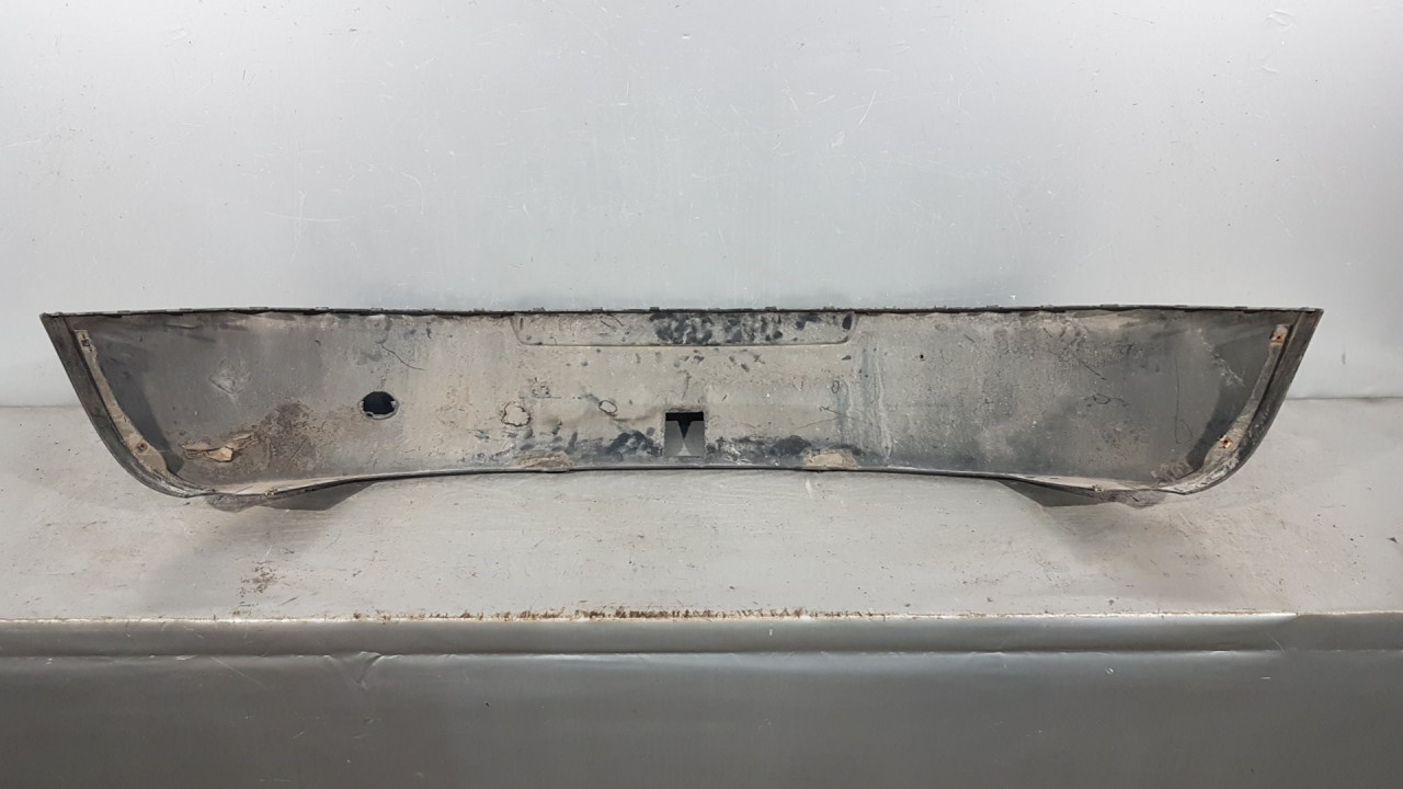 PLASTIKA BRANIKA VW GOLF 5 > 03-08 1K6807521