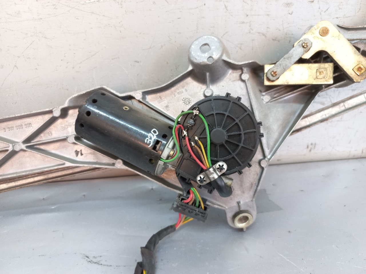 MOTORIC PREDNJEG BRISACA MERCEDES S KLASA (W220) > 02-05 03902414