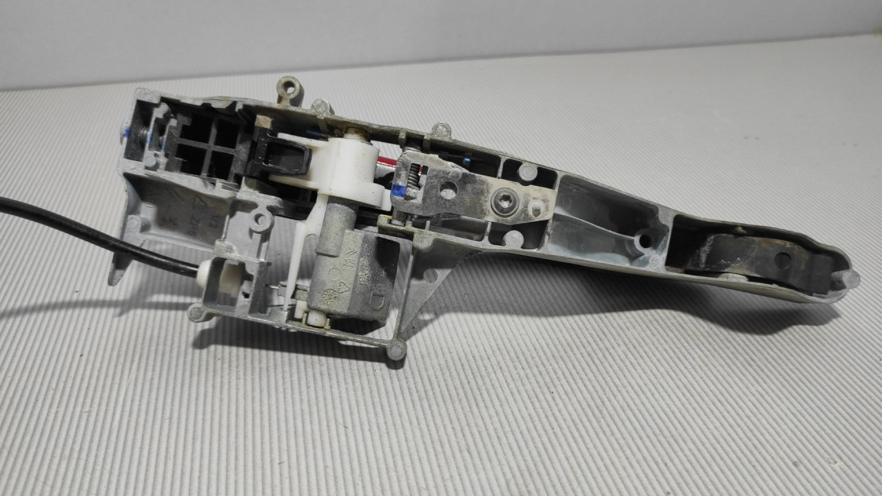RUCKA VRATA PEUGEOT 308 > 07-11 9680168580