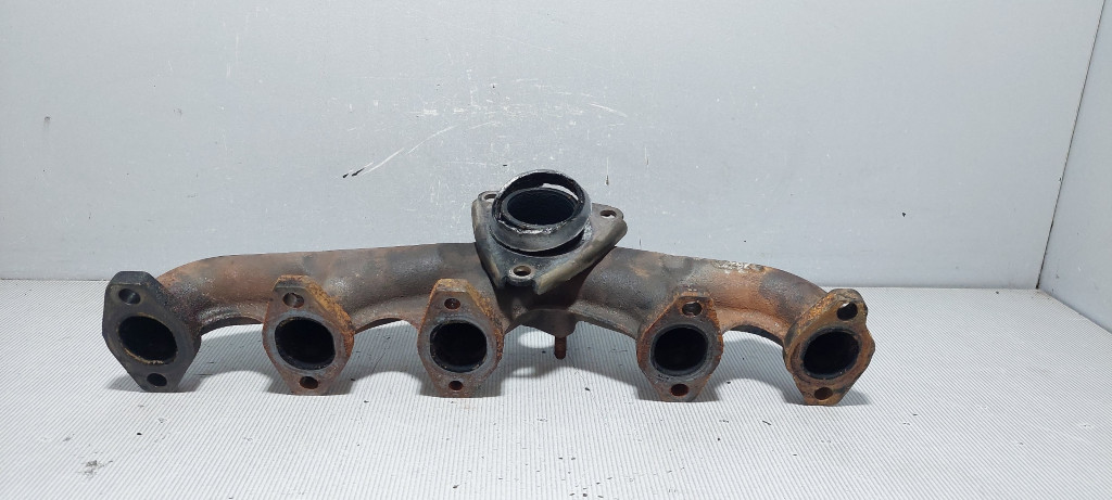 IZDUVNA GRANA VW TOUAREG > 02-06 070253033F