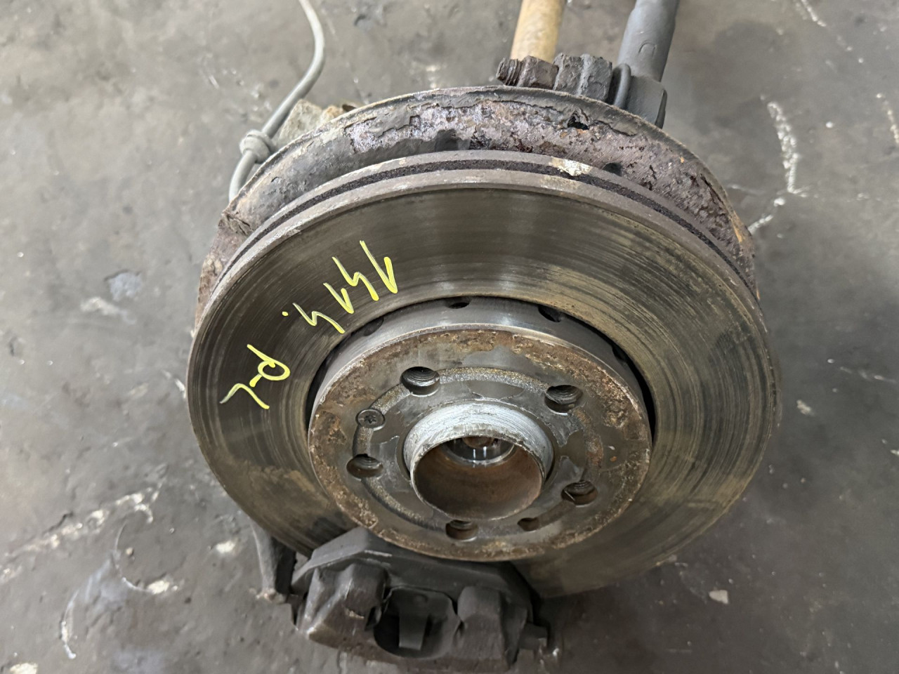 DIJELOVI KOCIONI DISK VW POLO > 09-14 1.2 6R0615301C