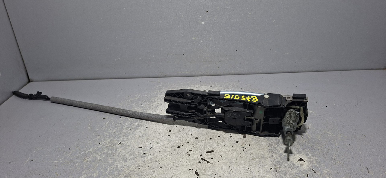 DIJELOVI RUCKA VRATA VW POLO > 09-14 1.2 5N0837885H