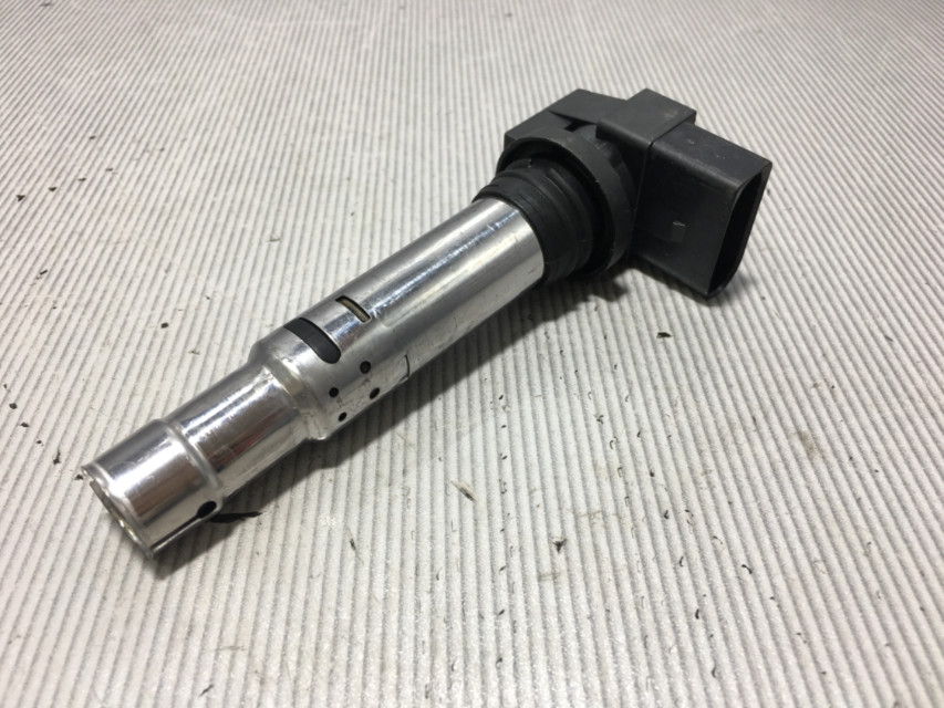 DIJELOVI BOMBINA VW POLO > 09-14 036905715F