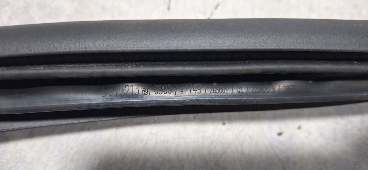 KEDER MERCEDES E KLASA (W213/S213) > 16-23 A2136970900