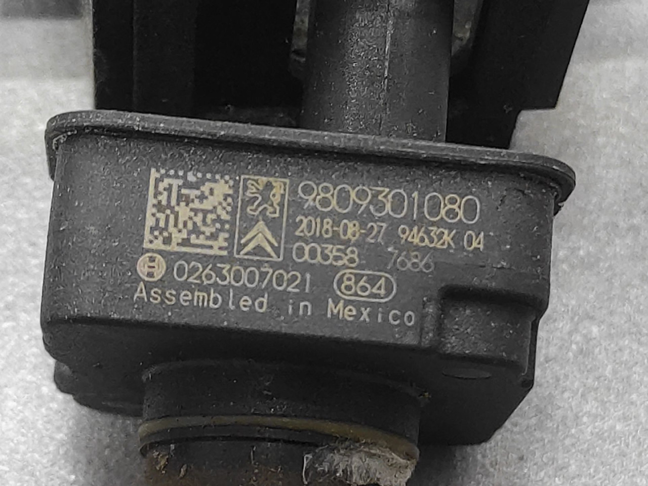 RIKVERC KAMERA PEUGEOT 3008 > 16-20 9809301080