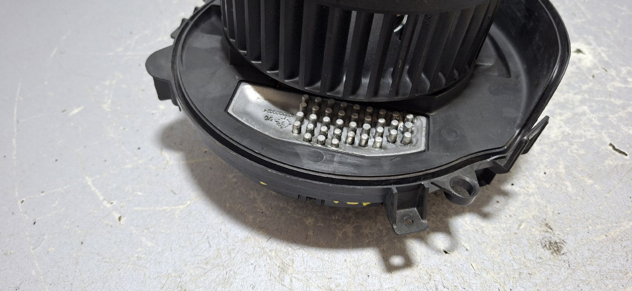 DIJELOVI ELEKTRONIKA REOSTAT VW GOLF 7 > 12-16 2.0 5Q0907521D