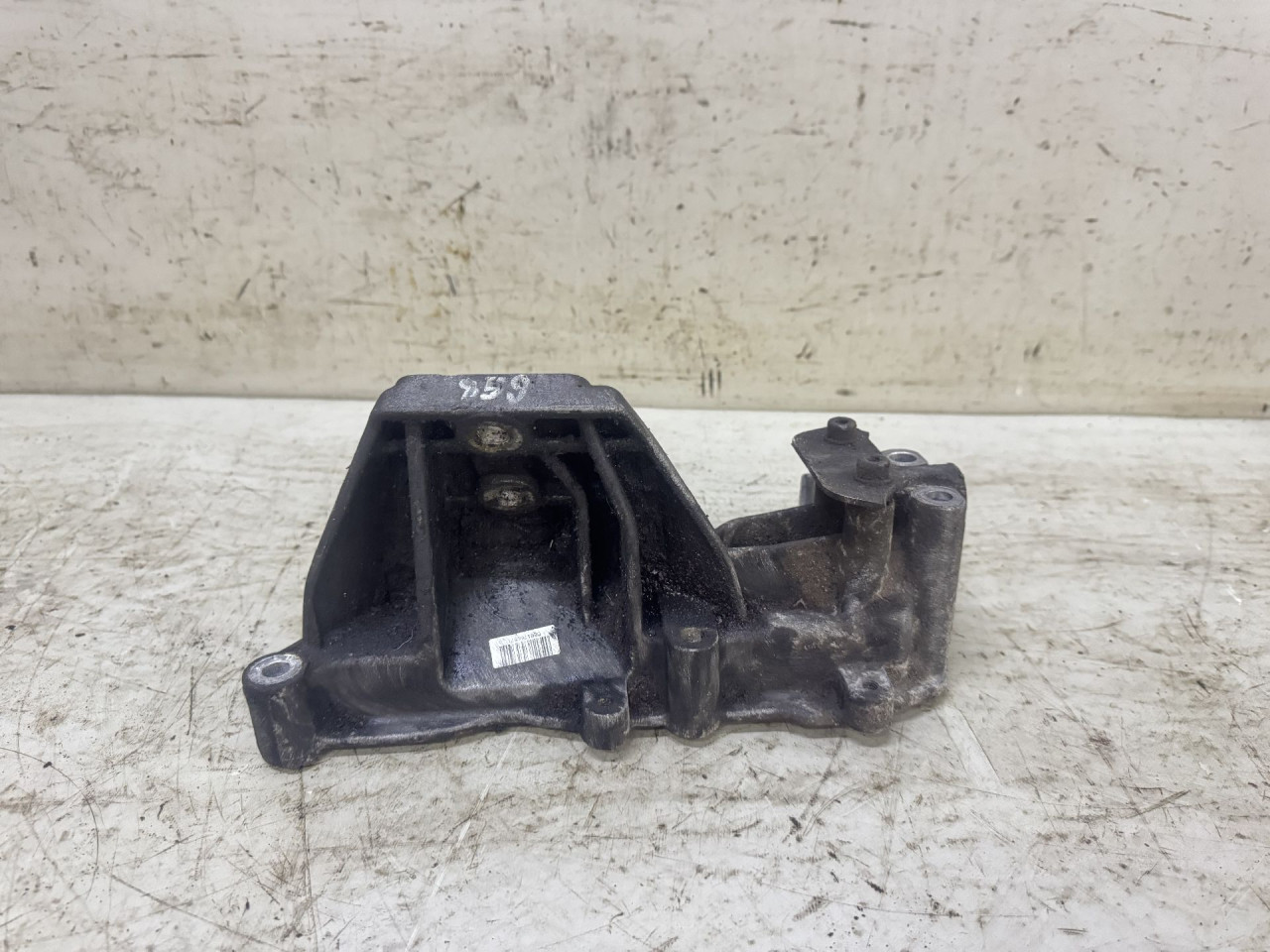 DIJELOVI NOSAC MOTORA IVECO DAILY > 14- 5801766565