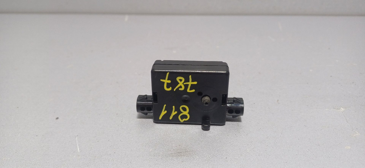ANTENA BMW SERIJA 3 (F30/F31) > 15-18 9231466