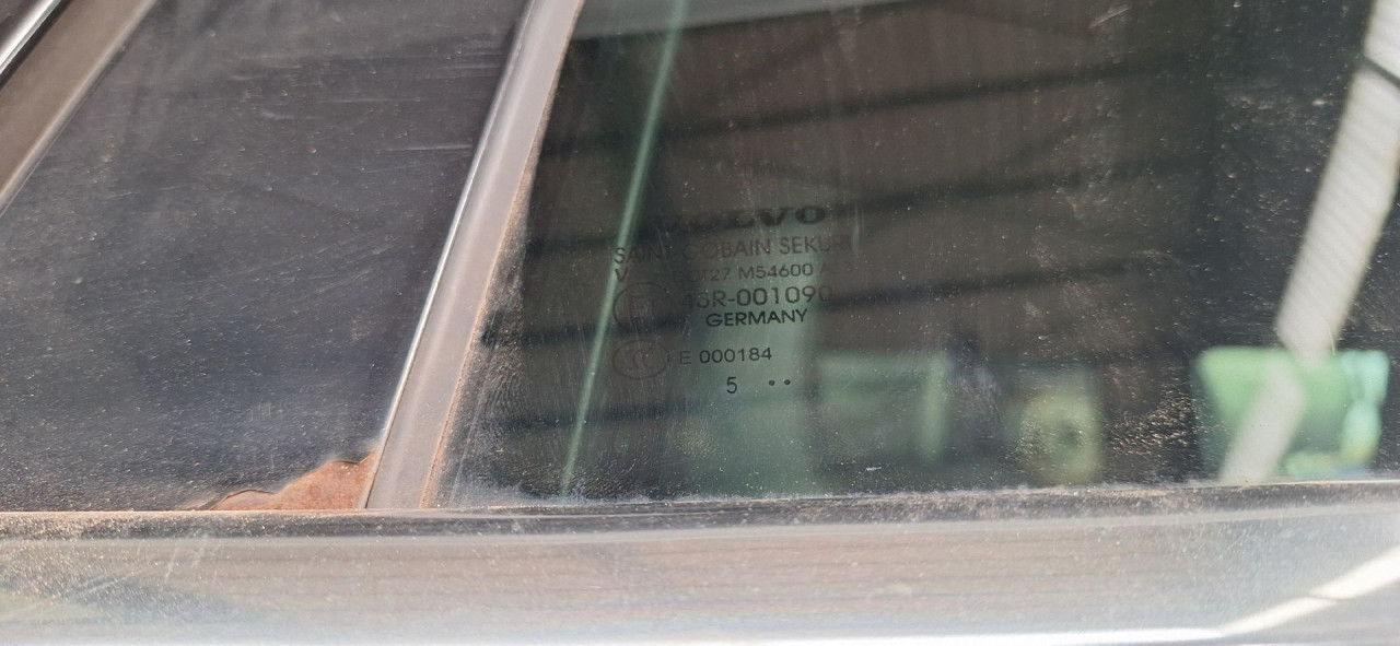 DIJELOVI STAKLO VOLVO V70 > 14-16