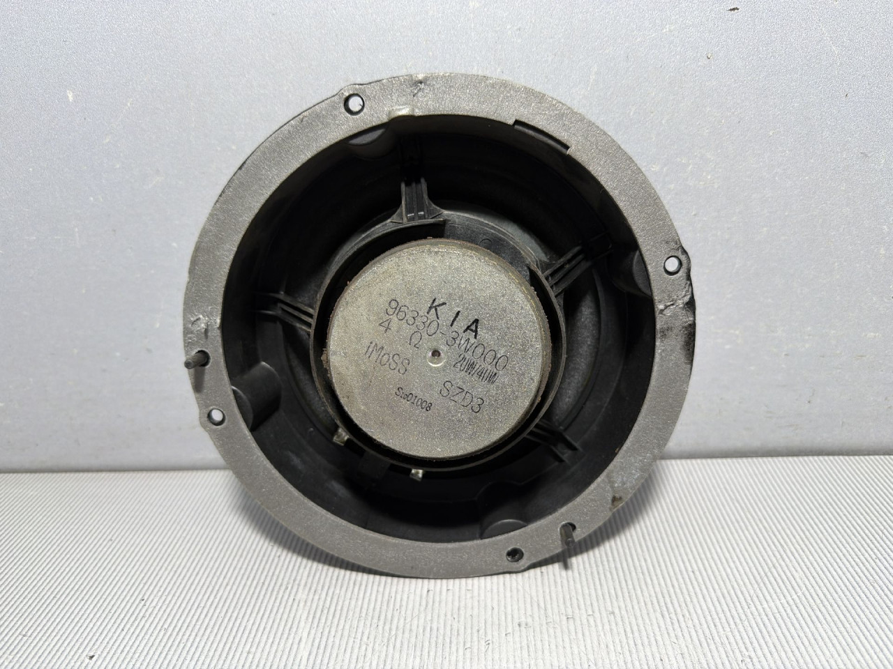 DIJELOVI ZVUCNIK KIA SPORTAGE > 11-15 1.7 963303W000