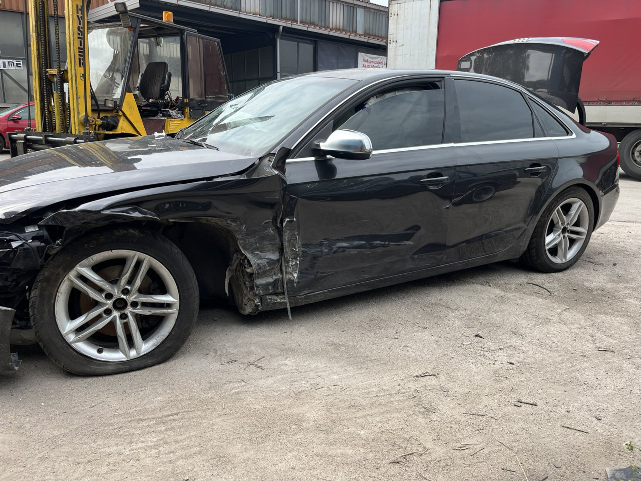 DIJELOVI AUDI A4 B8 2.0 DIZEL 2010 MJENJAC MOTOR CAGB