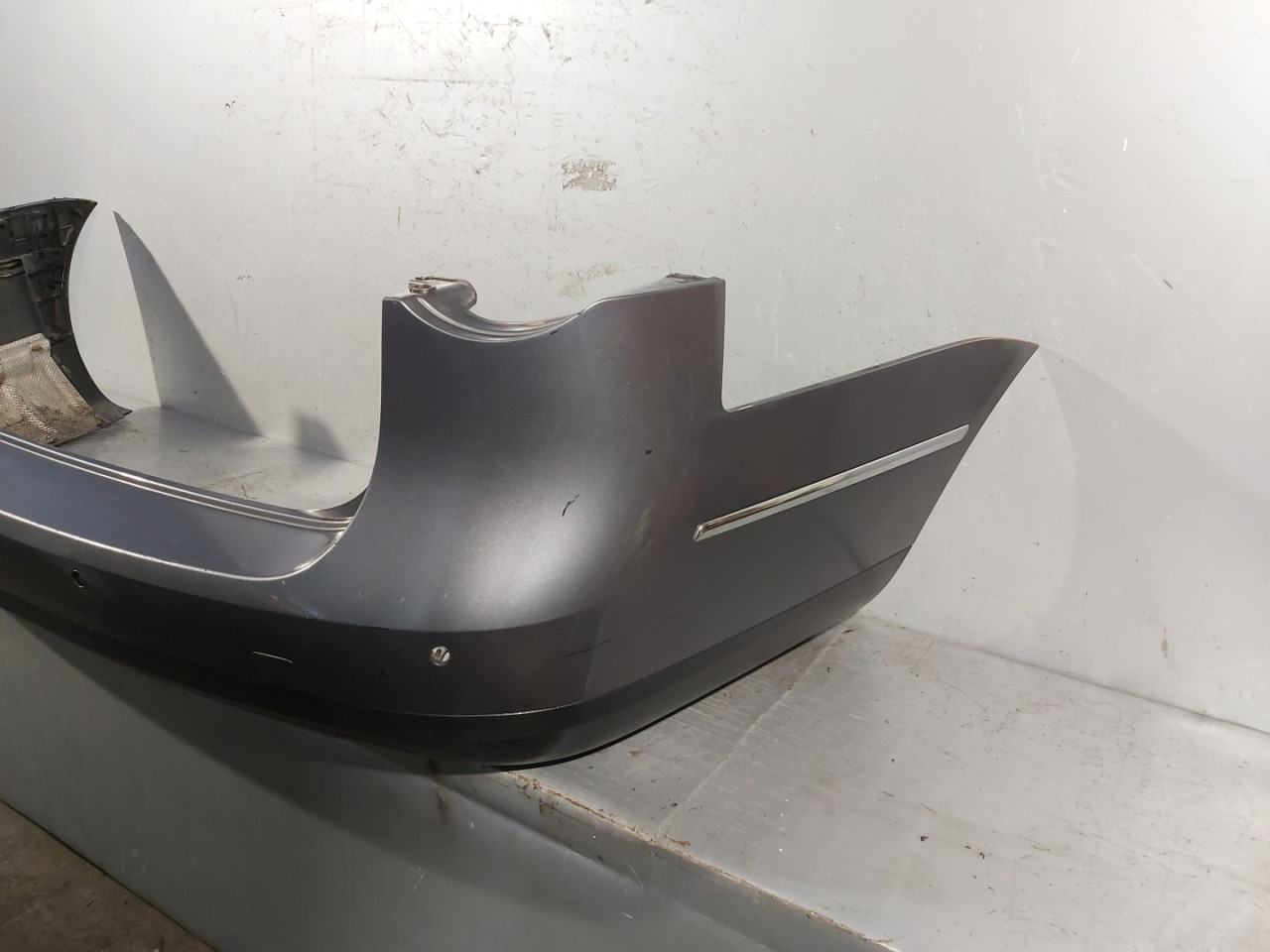 DIJELOVI BRANIK VW PASSAT B6 > 05-10 3C9807421