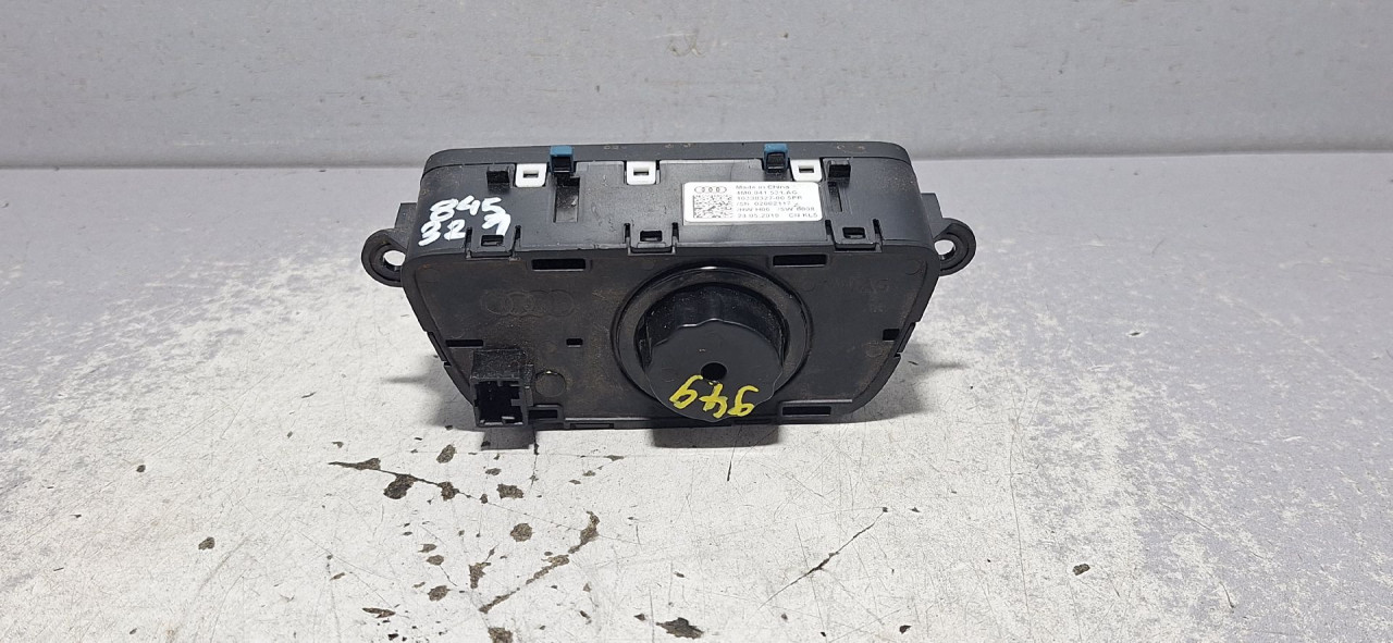 DIJELOVI PREKIDACI SVJETLA AUDI A4 (B9) > 19- 4M0941531AG