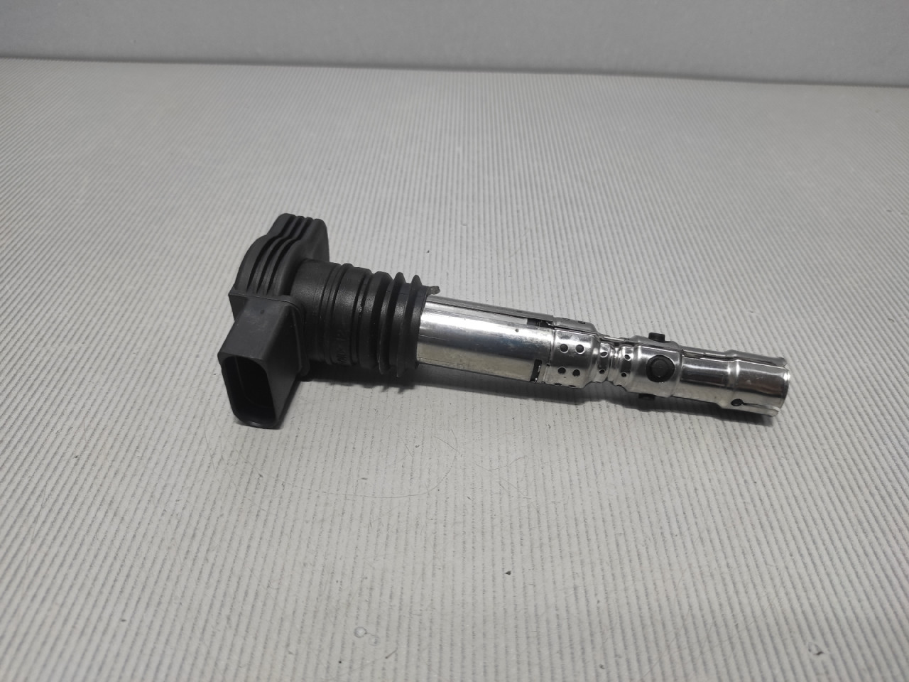 DIJELOVI BOMBINA AUDI A3 > 96-03 06A905115D