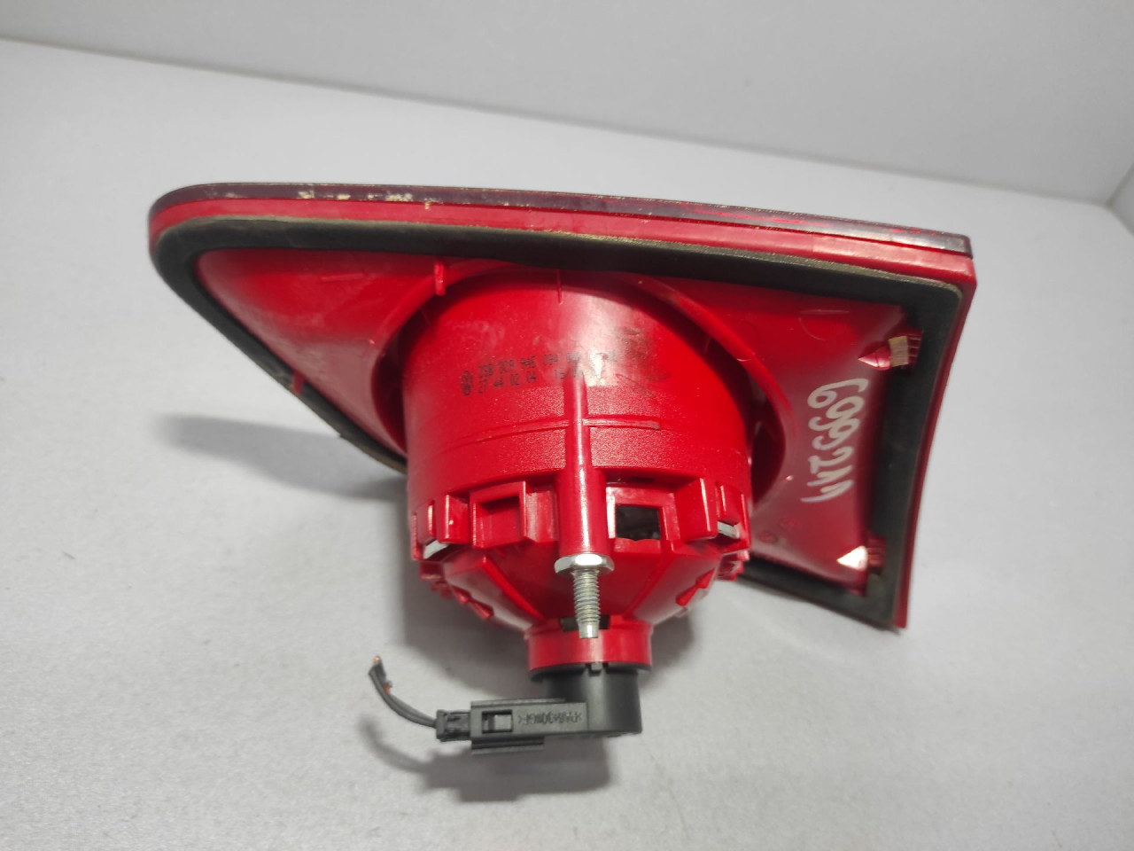 STOP SVJETLO VW PASSAT B6 > 05-10 3C9945094